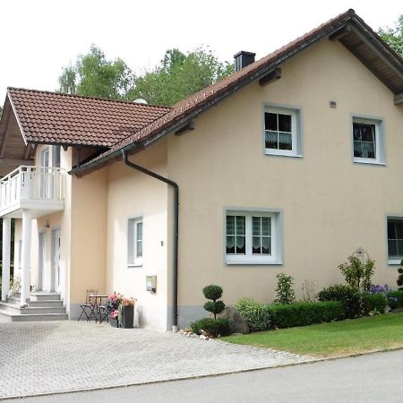 Ferienwohnung Pietzavka Wiesenfelden Bagian luar foto