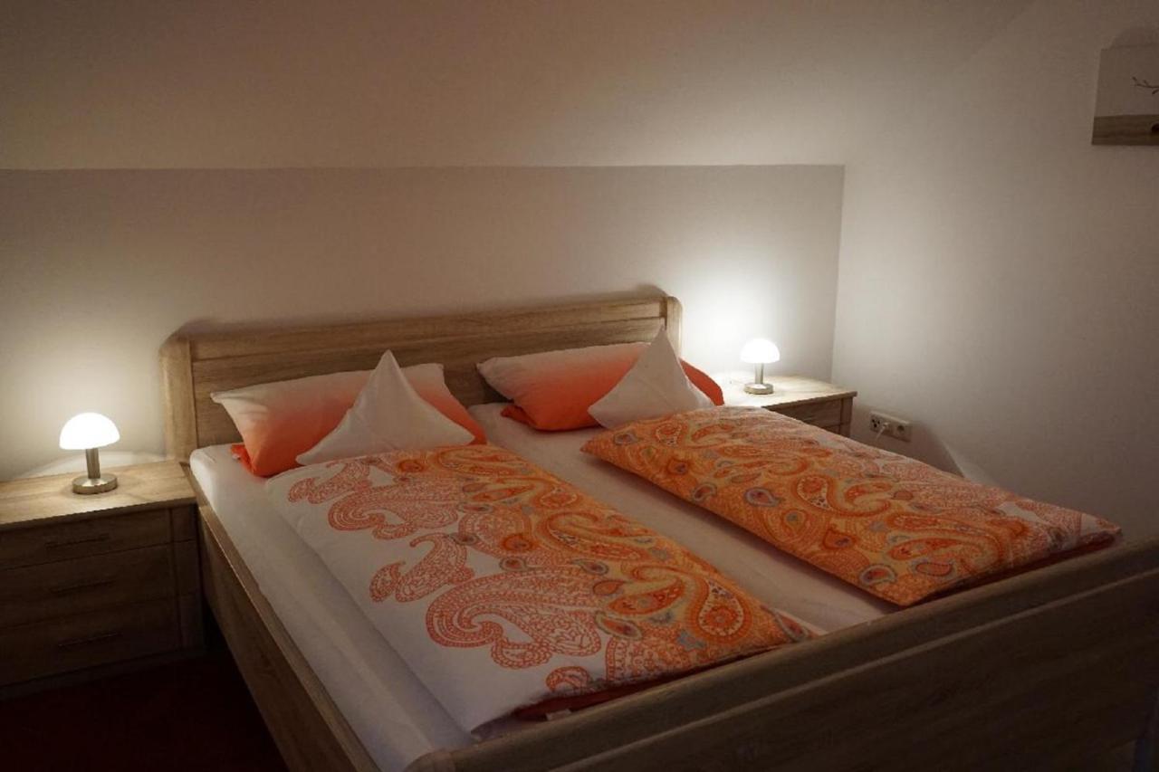 Ferienwohnung Pietzavka Wiesenfelden Bagian luar foto
