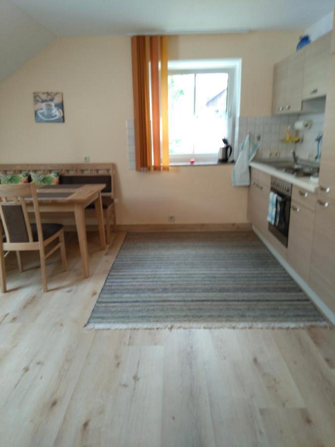Ferienwohnung Pietzavka Wiesenfelden Bagian luar foto